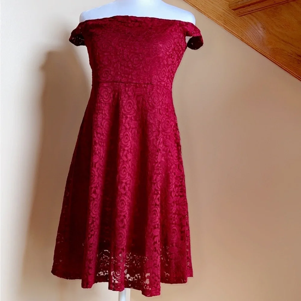 Women’s Dress Size Small Red Lace Off Shoulder A Line Swing Cocktail Party Dress - Picture 4 of 8